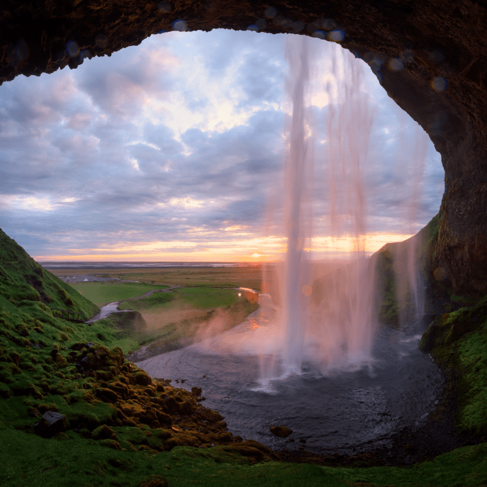 Waterfall (700 × 700 px) (2)